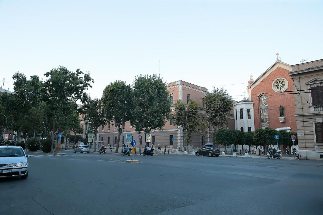 ホテルSavoia International_Lt_Bari Stazione エクステリア 写真