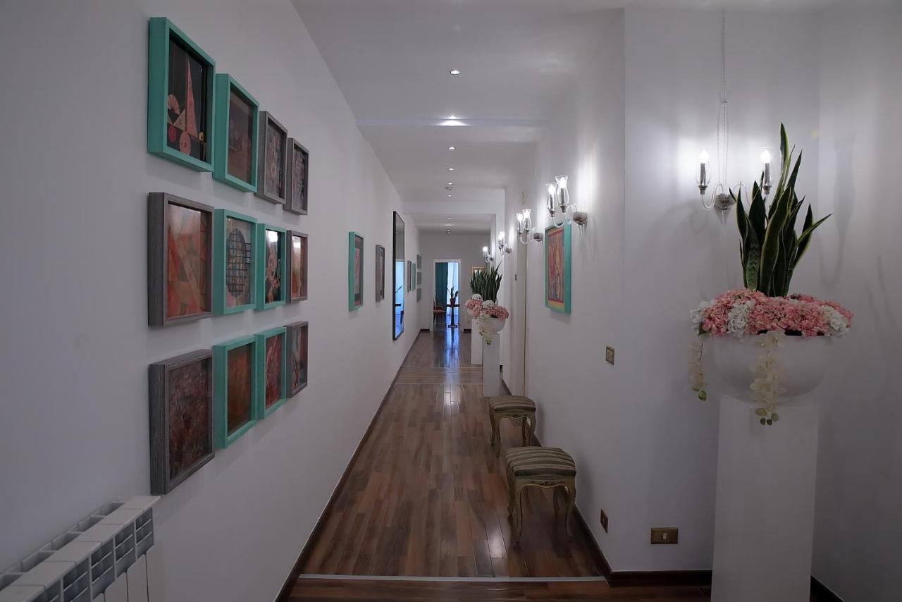ホテルSavoia International_Lt_Bari Stazione エクステリア 写真
