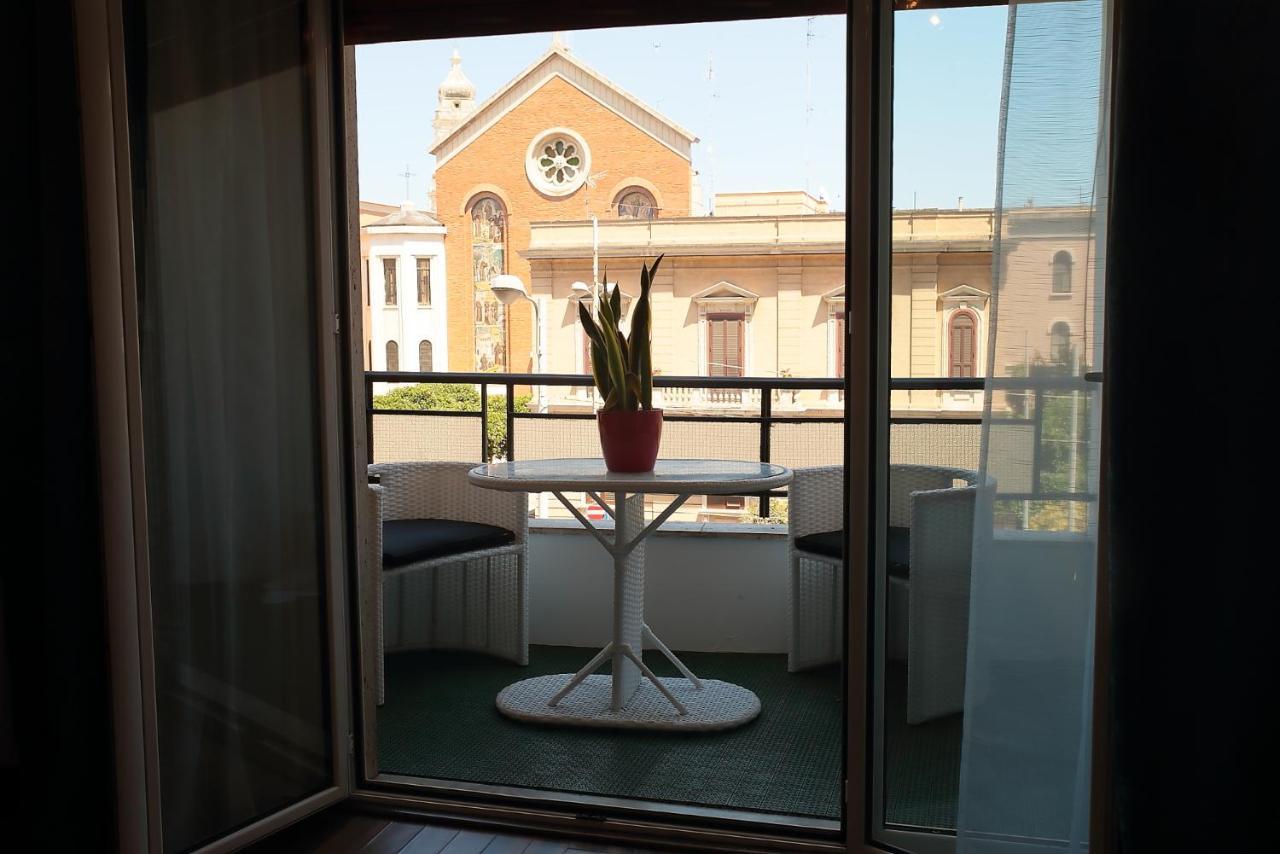 ホテルSavoia International_Lt_Bari Stazione エクステリア 写真